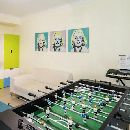 Povo Do Burro, Beautiful And Elegant Villa, Few Minutes Walk To