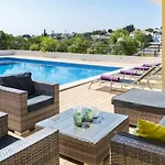 Povo Do Burro, Beautiful And Elegant Villa, Few Minutes Walk To *