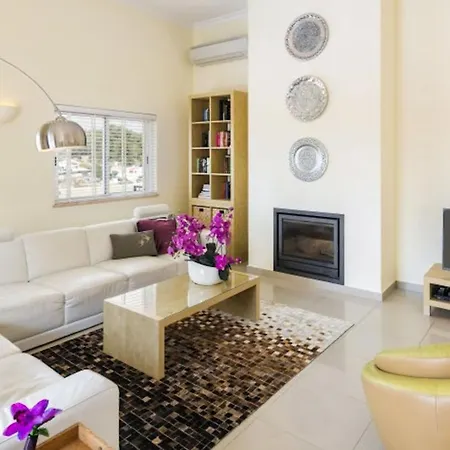Villa Povo Do Burro, Beautiful And Elegant Villa, Few Minutes Walk To Centre Carvoeiro (Lagoa)