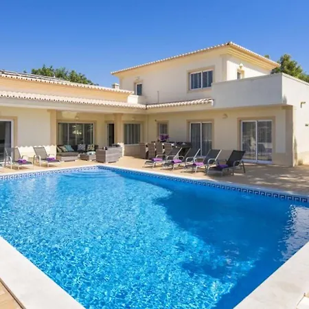 Povo Do Burro, Beautiful And Elegant Villa, Few Minutes Walk To Centre Villa Carvoeiro (Lagoa)