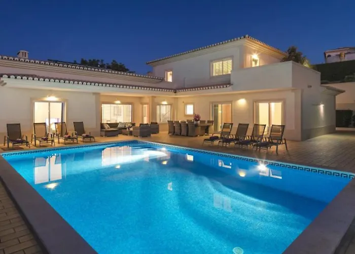 וילה Povo Do Burro, Beautiful And Elegant Villa, Few Minutes Walk To קארבואירו